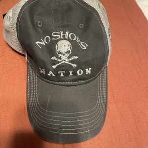 Kenny Chesney no shoes nation trucker hat